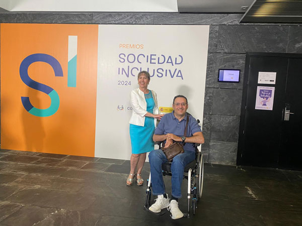 madre de un joven con ataxia